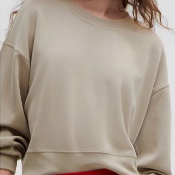 lululemon athletica Tops - Lululemon perfectly oversized crop Crew
